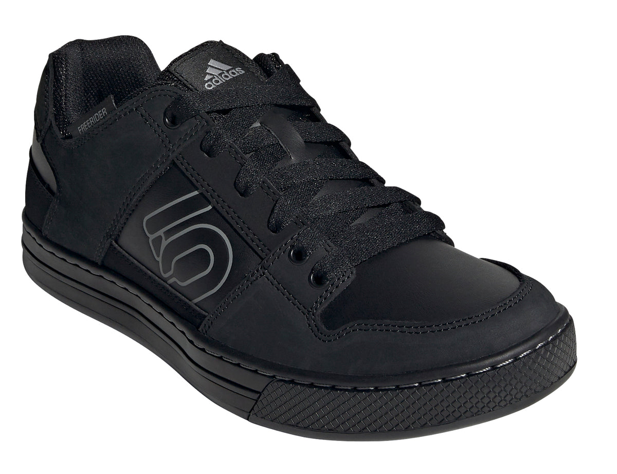Men's Adidas Five Ten Freerider DLX Mountain Bike Shoe in Core Black/Core Black/Grey Three from the front