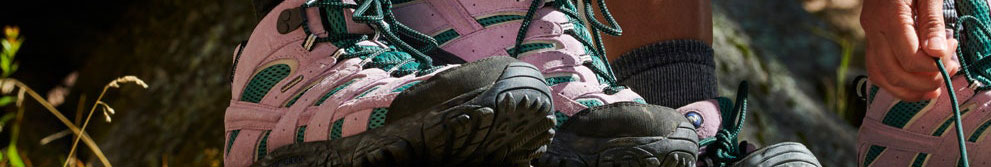 hiking boots for women 