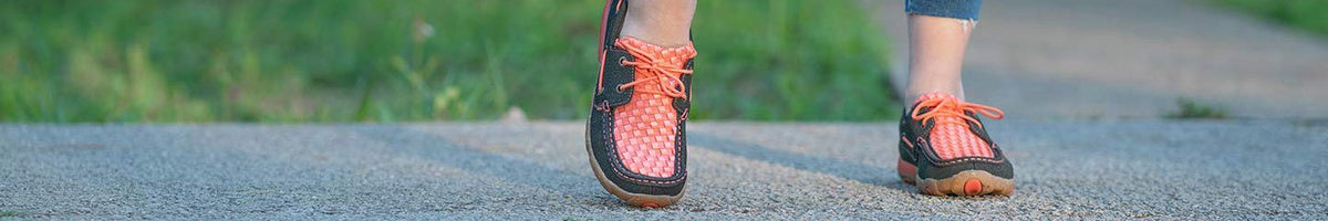 twisted x driving mocs