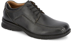 Dockers Men's Trustee Dress Oxford Shoe in Black from the side 