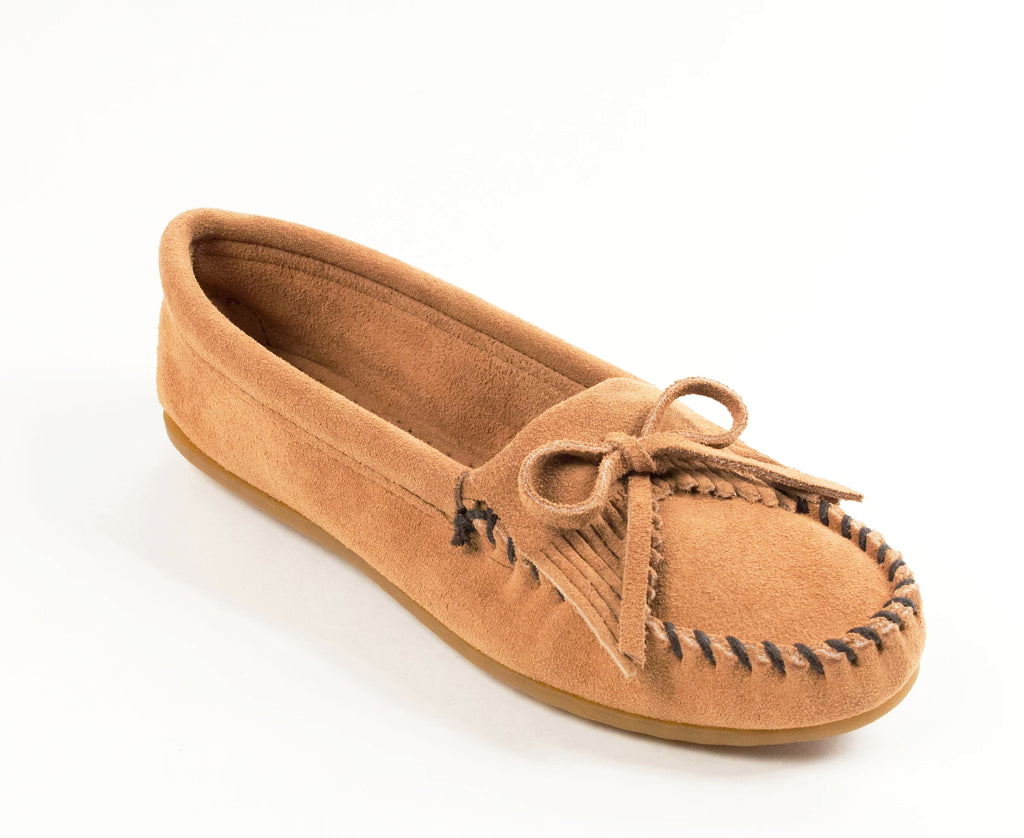 Kilty Hardsole Moccasin in Taupe from 3/4 Angle View