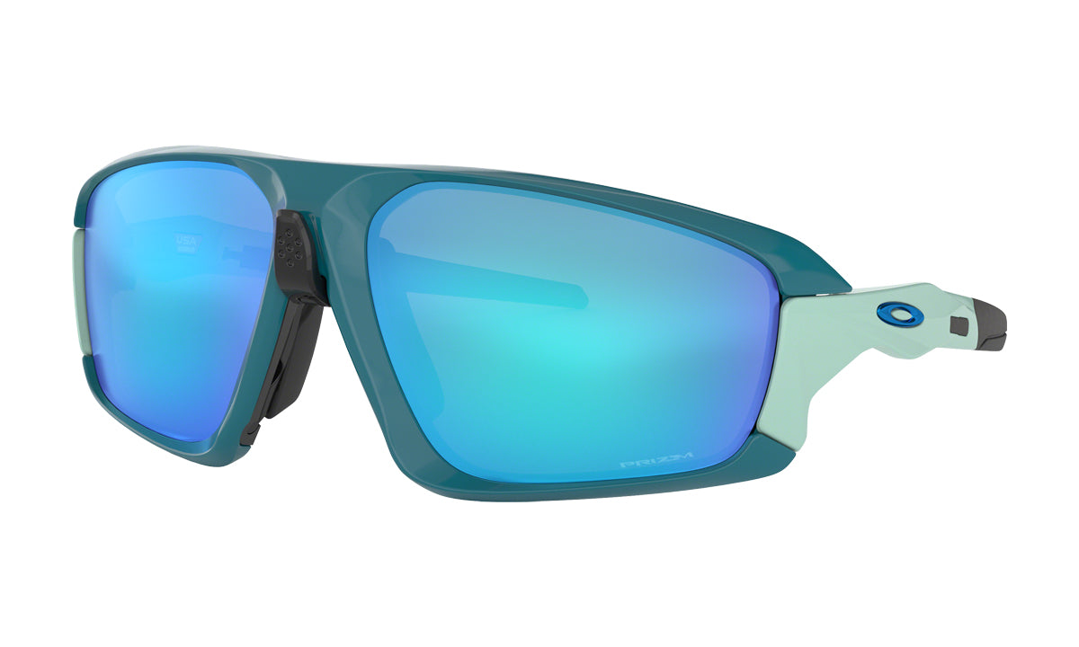 Men's Oakley Field Jacket Sunglasses in Balsam/Prizm Sapphire from the front view