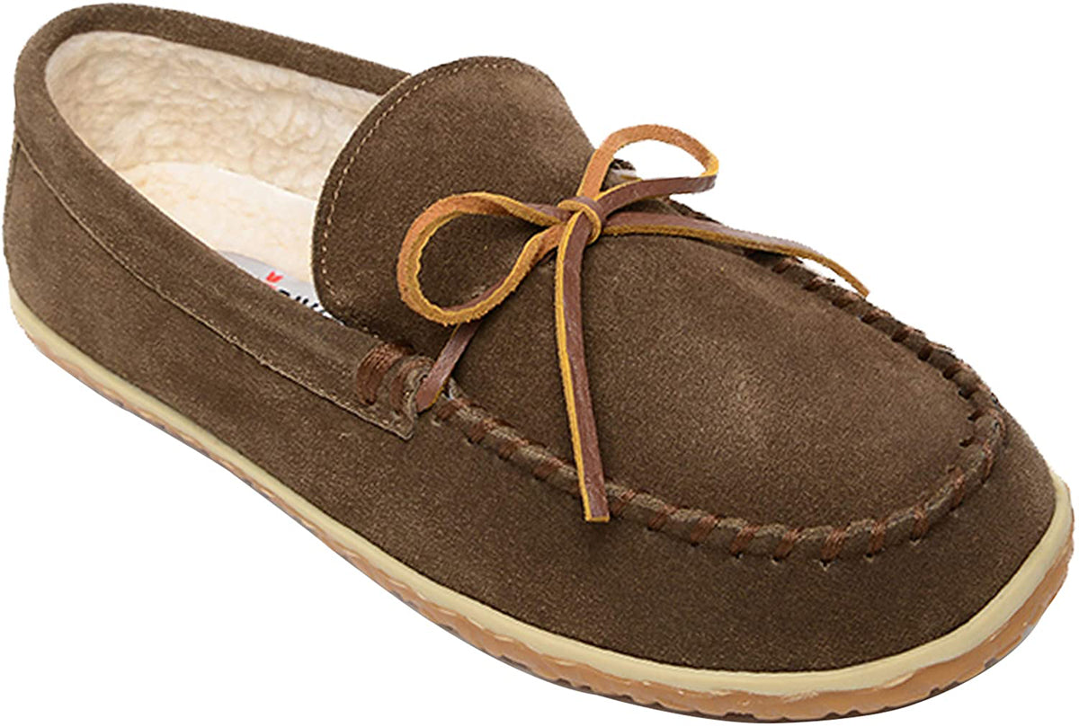 Men's Minnetonka Taft Moccasin Slipper in Autumn Brown from the front view