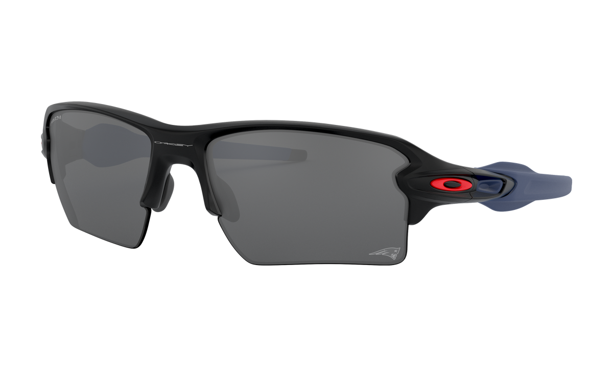 Men's Oakley England Patriots Flak 2.0 XL Sunglasses in Matte Black Prizm Black 