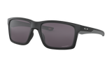 Men's Oakley Mainlink XL Sunglasses in Matte Black Prizm Grey