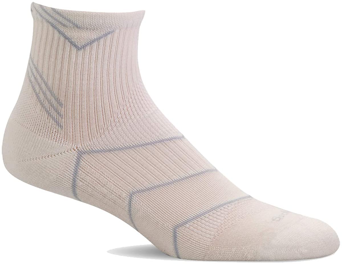 Sockwell Men's Incline Quarter Moderate Compression Sock in Natural/Black from the side