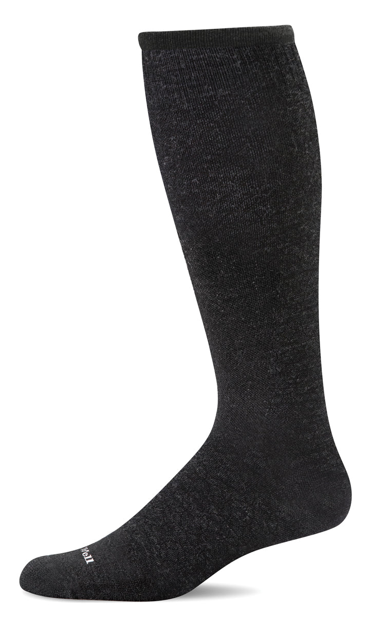 Men's Sockwell Ski Medium Compression Sock in Black from the front view