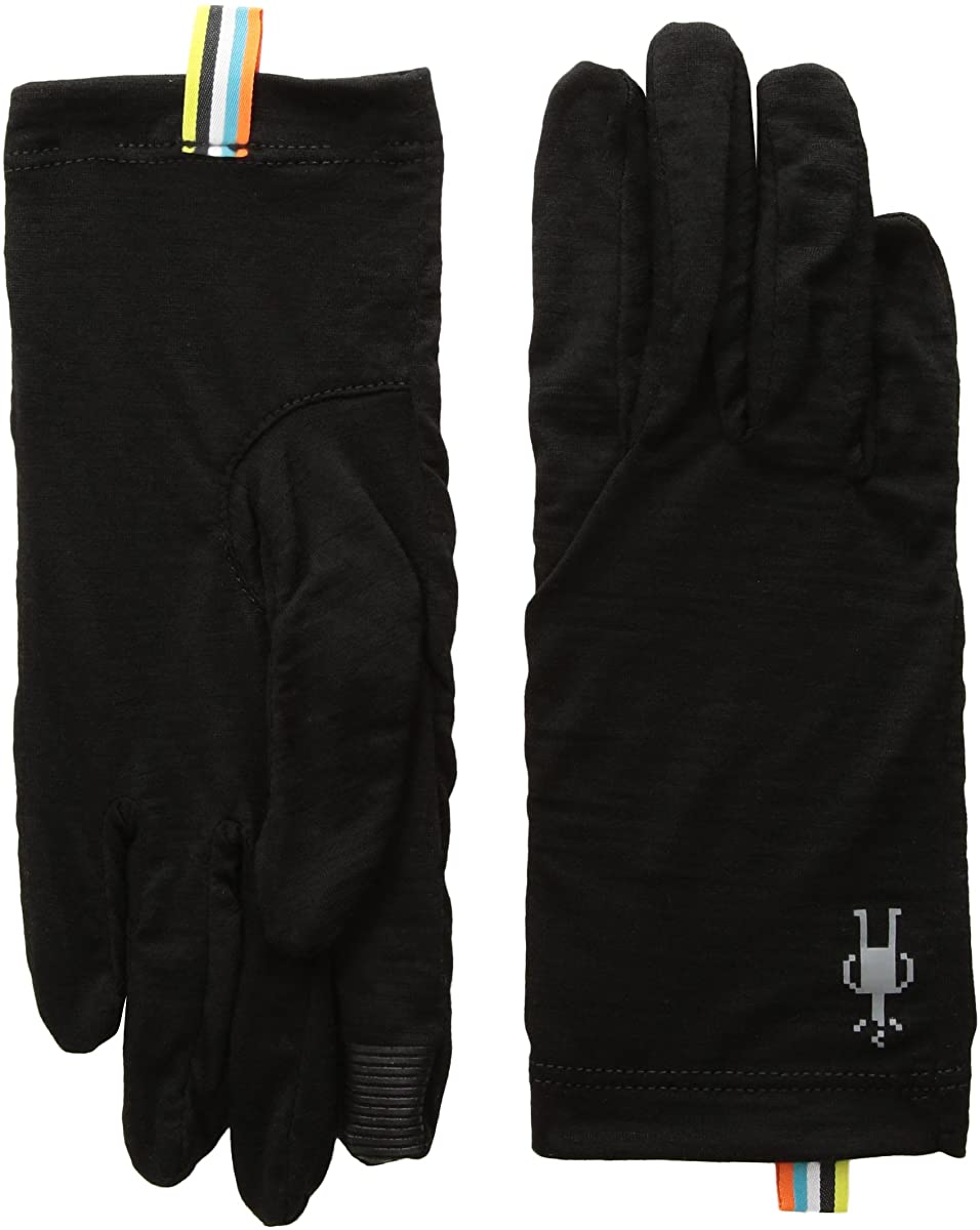 Unisex Smartwool Merino 150 Glove in Black from the front