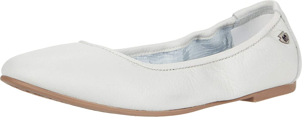 Women's Minnetonka Anna Ballet Flat Shoe in White from the side view