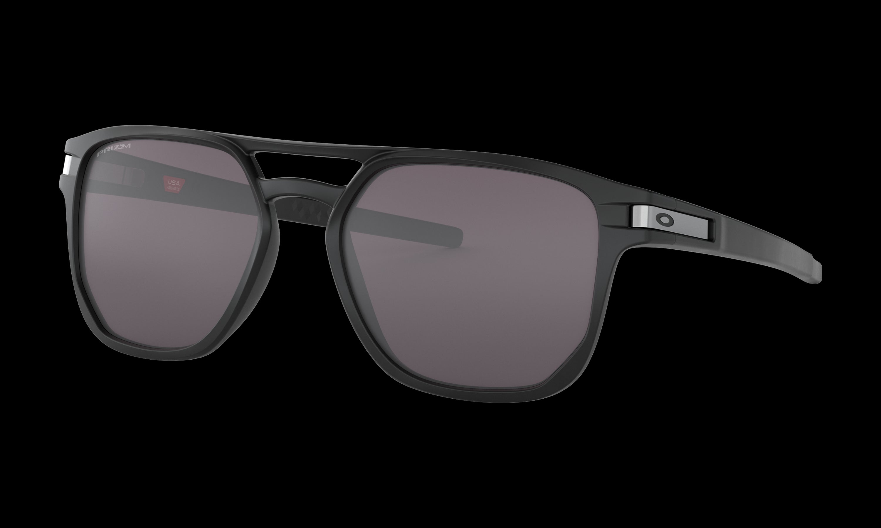 Women's Oakley Latch Beta Sunglasses in Matte Black Prizm Grey