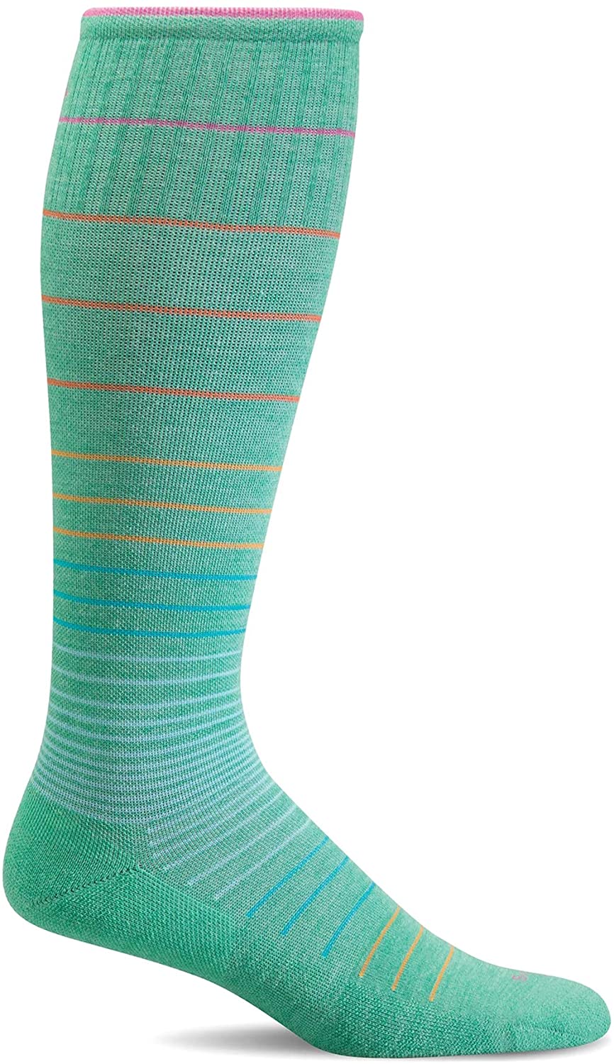 Sockwell Women's Circulator Moderate Graduated Compression Sock in Spearmint from the side